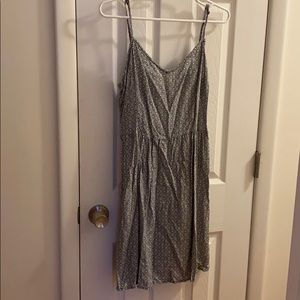 H and M black and white design mini dress